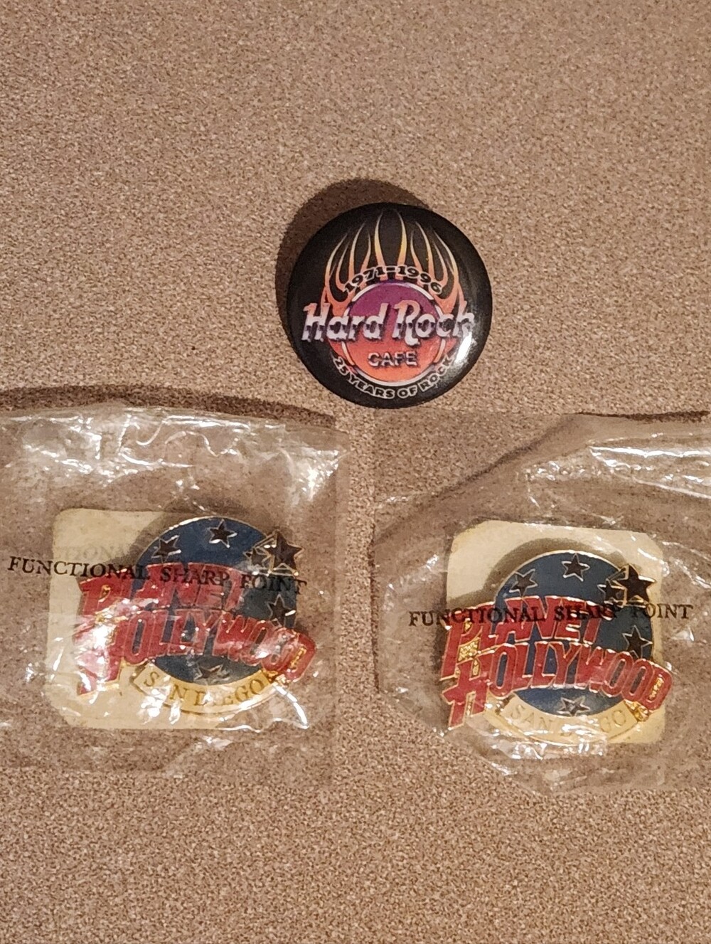 Vintage Planet Hollywood San Diego NWT & Hard Rock Cafe Lapel Pins Set of 3 $28